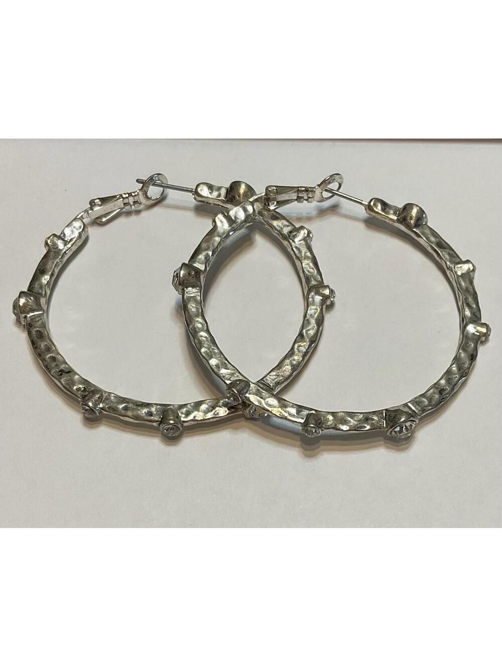 NWOT Silver Tone And Rhinestone Hoop Earrings Item # 476